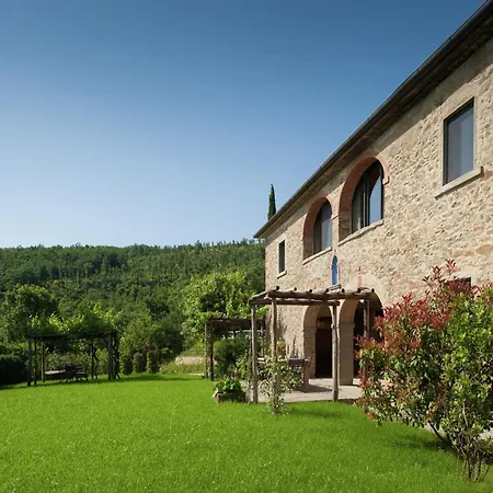 Villa Ritzy On A Wine Estate In With Pool Arezzo