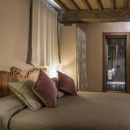 Ritzy On A Wine Estate In With Pool Arezzo